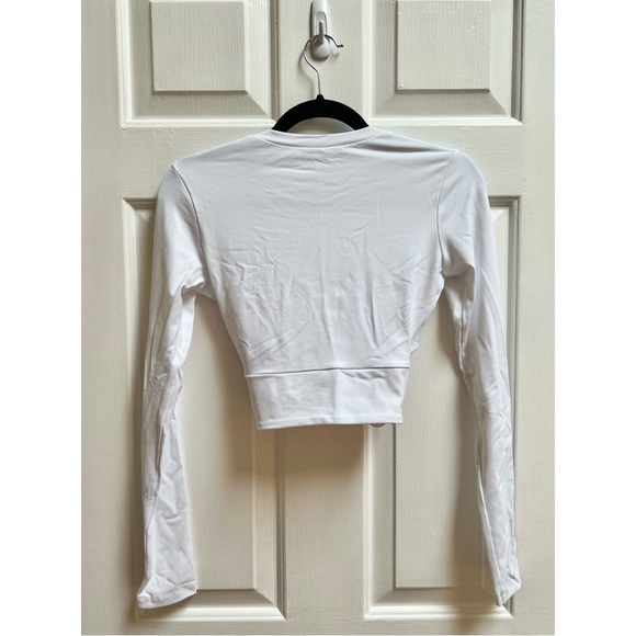 [Susana Monaco] White Cross Front Long Sleeve Crop Top - Picture 2 of 4